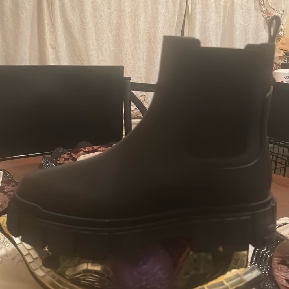 Fendi boot